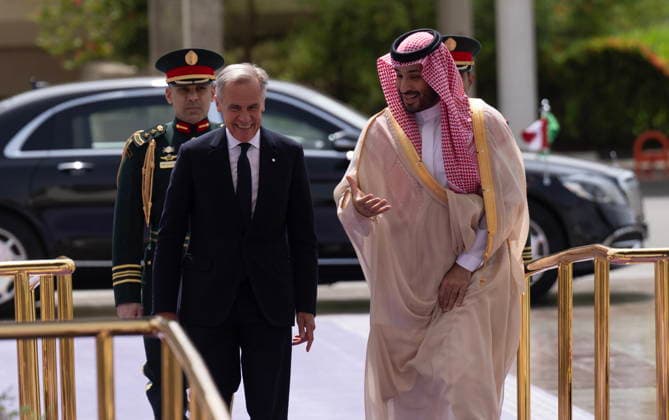 July 9, 2026, Jeddah, Saudi Arabia: Prime Minister Mark Carney, left, and Crown Prince of Saudi Arabia Mohammed bin Salman speak as they walk to a welcome ceremony at the Royal Palace in Jeddah, Saudi Arabia, Thursday, July 9, 2026. Jeddah Saudi Arabia  - ZUMAc35_ 20260709_zaf_c35_003 Copyright: xAdrianxWyldx