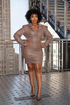 July 8, 2026, New York, New York, USA: JESSICA FRANCES DUKES visits the Empire State Building in New York to celebrate the Premiere of The Westies on MGM. 8 July 2026 New York USA - ZUMAa265 20260708_zep_a265_059 Copyright: xEricxAcquayex