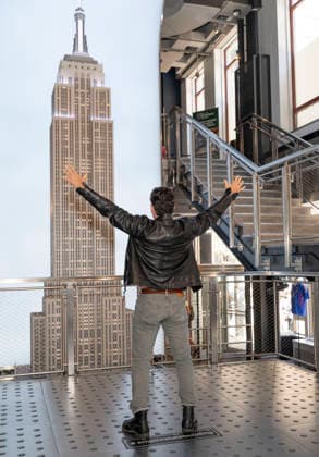 July 8, 2026, New York, New York, USA: VINCENT WALSH visits the Empire State Building in New York to celebrate the Premiere of The Westies on MGM. 8 July 2026 New York USA - ZUMAa265 20260708_zep_a265_071 Copyright: xEricxAcquayex
