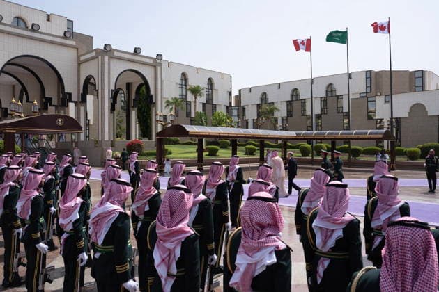 July 9, 2026, Jeddah, Saudi Arabia: Prime Minister Mark Carney walks with Saudi Arabia s Crown Prince Mohammed bin Salman as he arrives at the Royal Palace in Jeddah, Saudi Arabia, Thursday, July 9, 2026. Jeddah Saudi Arabia  - ZUMAc35_ 20260709_zaf_c35_007 Copyright: xAdrianxWyldx