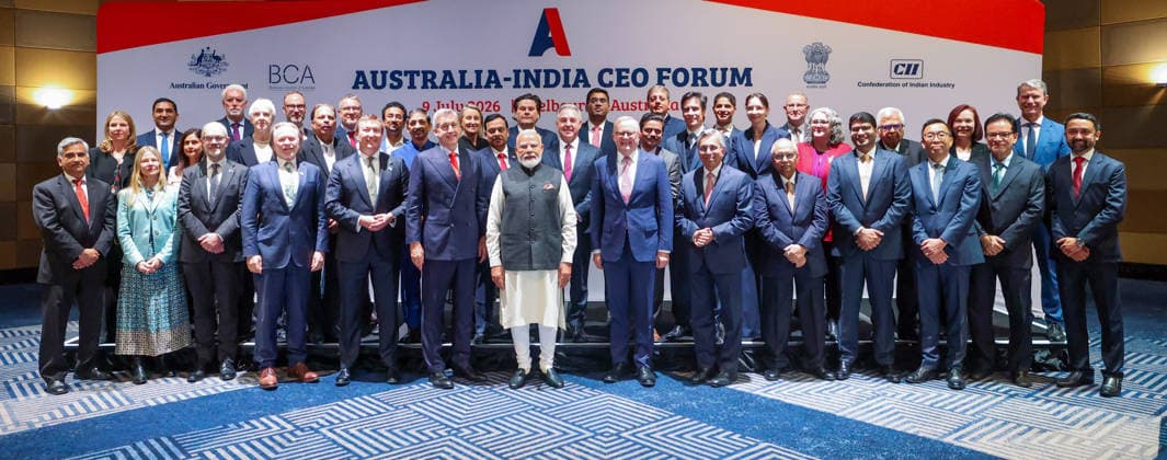 RECORD DATE NOT STATED PM Modi poses for group photo with Australian PM Anthony Albanese and delegates in Melbourne Melbourne Australia , Jul 09 (ANI): Prime Minister Narendra Modi in a group picture with Australian Prime Minister Anthony Albanese and other delegates on the sidelines of the India-Australia CEO Forum, in Melbourne on Thursday. (Narendra Modi Photo Gallery ANI Photo) Melbourne Australia Copyright: xANIx ANI_20260709024