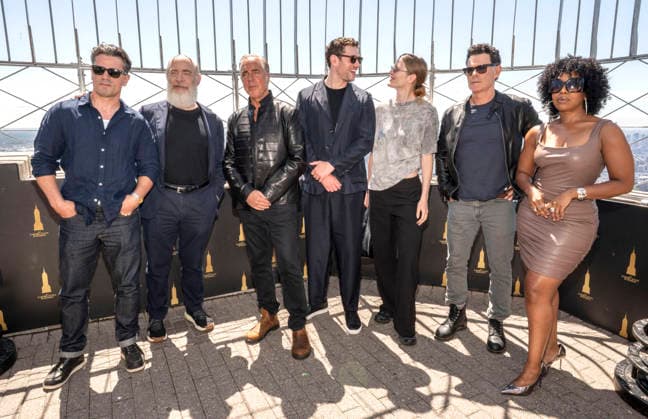 July 8, 2026, New York, Ny, United States: Hamish Allan-Headley, J.K. Simmons, Titus Welliver, Tom Brittney, Hilary McCormack, Vincent Walsh, Jessica Frances Dukes visit Empire State Building ahead of the Series Premiere of MGM+Ã¢â‚¬â ¢s The Westies . Held at Empire State Building in New York. Zuma Press July 8, 2026. New York United States  - ZUMAp281 20260708_zea_p281_057 Copyright: xPhotoxImagexPressx