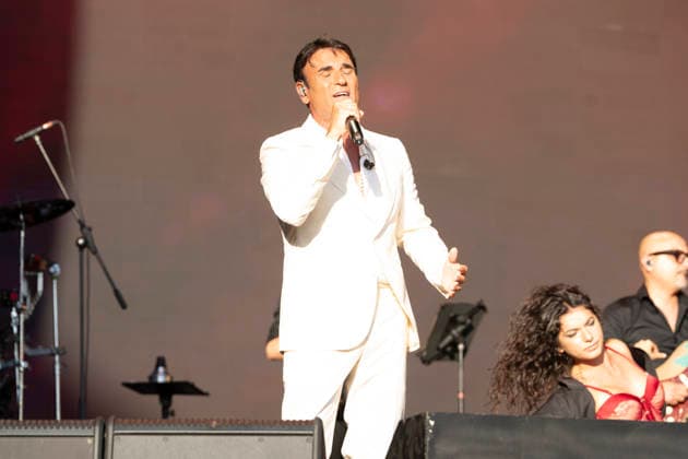 09.07.2026, Locarno, Piazza Grande, Moon and Stars, Sal Da Vinci Locarno Piazza Grande Ticino Switzerland *** July 9, 2026, Locarno, Piazza Grande, Moon and Stars, Sal Da Vinci, Locarno, Piazza Grande, Ticino, Switzerland Copyright: xJustPictures.ch AlexanderxRaemyx jp-de-AlRa-DSC01343