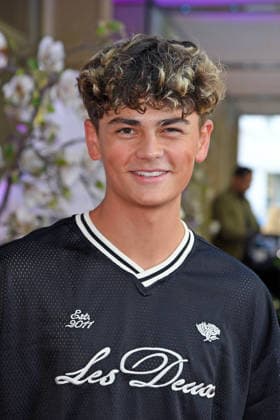 Benni Kalcher (Benni BK) bei der Restaurant Bellucci La Grande Bellezza Sommerparty in Berlin am 09.07.2026 *** Benni Kalcher (Benni BK) at the Bellucci La Grande Bellezza summer party in Berlin on July 9, 2026