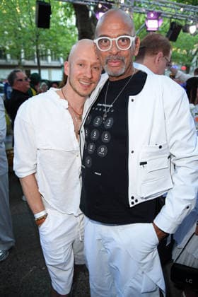 Pierre Sanoussi-Bliss mit Freund Dennis Ortmann bei der Restaurant Bellucci La Grande Bellezza Sommerparty in Berlin am 09.07.2026 *** Pierre Sanoussi Bliss with his friend Dennis Ortmann at the Bellucci La Grande Bellezza summer party in Berlin on July 9, 2026