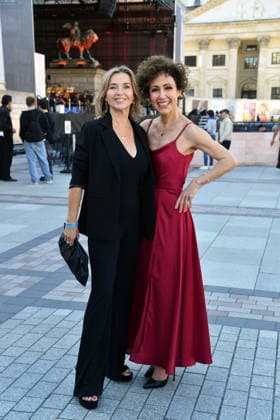 Classic Open Air - Berlin Tina Ruland und Anastasia Zampounidis beim Classic Open Air auf dem Gendarmenmarkt in Berlin am 09.07.2026 *** Classic Open Air Berlin: Tina Ruland and Anastasia Zampounidis at the Classic Open Air on the Gendarmenmarkt in Berlin on July 9, 2026 Copyright: xEventpressxBerndtx