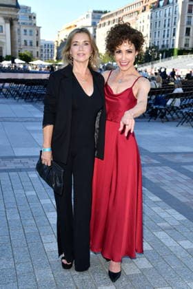 Classic Open Air - Berlin Tina Ruland und Anastasia Zampounidis beim Classic Open Air auf dem Gendarmenmarkt in Berlin am 09.07.2026 *** Classic Open Air Berlin: Tina Ruland and Anastasia Zampounidis at the Classic Open Air on the Gendarmenmarkt in Berlin on July 9, 2026 Copyright: xEventpressxBerndtx