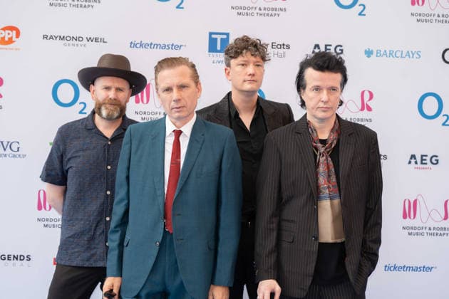 Silver Clef Awards 2026 - Arrivals (L-R) Robert Hardy, Alex Kapranos, Julian Corrie and Dino Bardot of Franz Ferdinand attend the Nordoff & Robbins O2 Silver Clef Awards at the Royal Albert Hall on July 09, 2026 in London, England., Credit:Lounis Tiar Avalon United Kingdom, London, Royal Albert Hall  Copyright: xLounisxTiarx xAvalonx 1115603090
