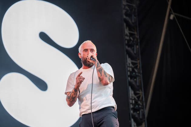 Pohoda festival day 2 in Trencin - 09 Jul 2026 Joe Talbot from British post-punk band Idles performs live on the stage during the Pohoda Festival 2026 at Airport Trencin. Pohoda festival the biggest open-air summer music festival in Slovakia, celebrates 30th anniversary. Trencin Slovakia Copyright: xTomasxTkacikx xSOPAxImagesx 20260709-Pohoda-day2-30