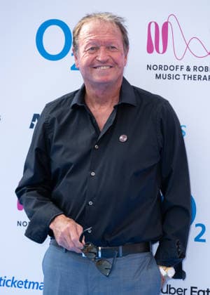 Mark King attends the Nordoff and Robbins O2 Silver Clef Awards at the Royal Albert Hall in London, England. UK. Thursday 9th July 2026. Copyright: xJamesxWarrenx NORDOFF AND ROBBINS O2 SILVER CLEF AWARDS51