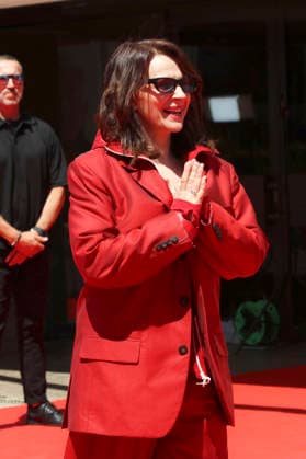 Juliette Binoche beim Special Screening des Dokumentarfilms In-I in Motion auf dem 60. Internationalen Filmfestival Karlovy Vary 2026 in der Grand Hall im Festival Hotel Thermal. Karlsbad, 09.07.2026 *** Juliette Binoche at the special screening of the documentary *In I in Motion* at the 60th Karlovy Vary International Film Festival in 2026, held in the Grand Hall of the Festival Hotel Thermal in Karlsbad, July 9, 2026 Foto:xB.xThomasx xFuturexImagex binoche_6710