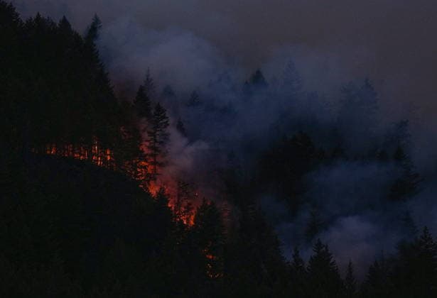 July 9, 2026, Boston Bar, Bc, CANADA: The Brunswick Creek wildfire consumes trees on a mountainside, in Boston Bar, B.C., on Thursday, July 9, 2026. Boston Bar CANADA  - ZUMAc35_ 20260709_zaf_c35_108 Copyright: xDarrylxDyckx