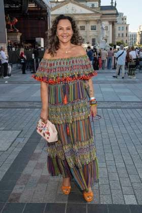 ABB CLASSIC- Natascha Ochsenknecht zu Gast bei der Eroeffnung des Classic Open Air 2026 am Gendarmenmarkt in Berlin am 09.07.2026 Berlin Deutschland *** ABB CLASSIC: Natascha Ochsenknecht to appear at the opening of the Classic Open Air 2026 at the Gendarmenmarkt in Berlin on July 9, 2026, Berlin, Germany