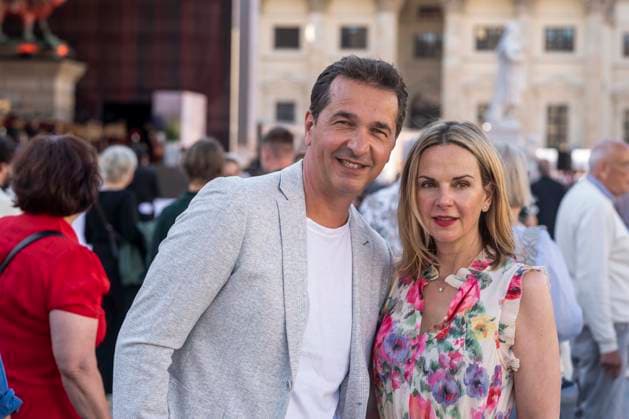 ABB CLASSIC- Andreas Elsholz und Denise Zich zu Gast bei der Eroeffnung des Classic Open Air 2026 am Gendarmenmarkt in Berlin am 09.07.2026 Berlin Deutschland *** ABB CLASSIC: Andreas Elsholz and Denise Zich to appear at the opening of the Classic Open Air 2026 at Gendarmenmarkt in Berlin on July 9, 2026, Berlin, Germany