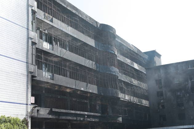 (260710) -- JINJIANG, July 10, 2026 -- This photo taken on July 10, 2026 shows the site of a fire that broke out at a shoe factory in Jiangtou Village, Chendai Township of Jinjiang City, southeast China s Fujian Province. Search efforts largely concluded on Friday following a fatal fire that killed 28 people a day earlier at a shoe factory in the city of Jinjiang, local authorities said. ) (SpotNews)CHINA-FUJIAN-JINJIANG-SHOE FACTORY-FIRE-AFTERMATH (CN) ChenxWang 