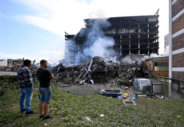 The situation following a fire at Building No. 34, an 11-story structure in the former Bata factory complex, on July 10, 2026, in Zlin, Czech Republic. A high-rise building in a former Bata shoe factory complex has been on fire on July 9, nobody was injured, but the property damage will be significant, as the building housed both warehouses and offices. (CTKxPhoto DaliborxGluck) CTKPhotoP2026071002400  CTKPhotoP2026071002400