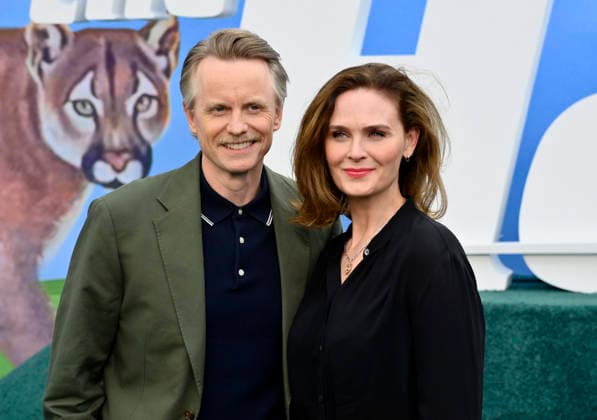 Cast member David Hornsby (L) and his wife, actress Emily Deschanel attend the premiere of the Netflix sport comedy TV series The Hawk at the Directors Village in the Westwood section of Los Angeles on Thursday, July 9, 2026. Storyline Follows Lonnie Hawkins, 2004 s top golfer, as he struggles to recapture his magic late in his career, refusing to believe he s anything other than one stroke away from golf s greatest comeback.  LAP2026070943 JIMxRUYMEN
