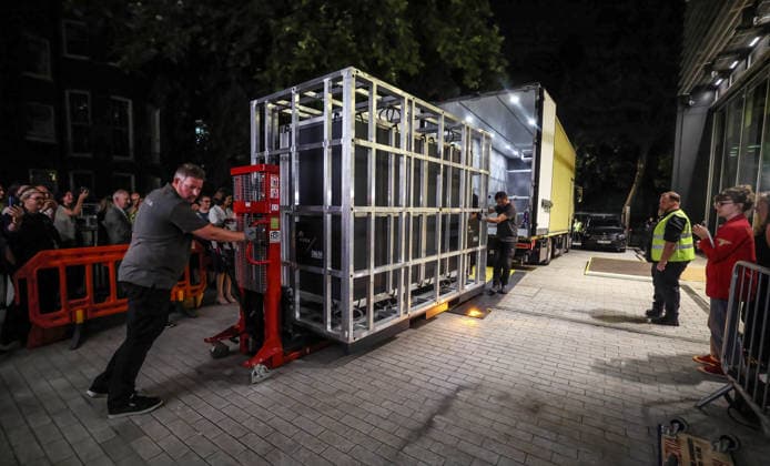The Bayeux tapestry in UK The Bayeux tapestry enclosed in an especially designed protective case and frame is unloaded from a lorry at the British museum after its journey from the city of Bayeux in Normandy. This is the first time the ancient tapestry has travelled abroad and will be displayed at the British museum in September Photograph by Richard Pohle  Copyright: xRichardxPohlex NINTCHDBPICT001094351188