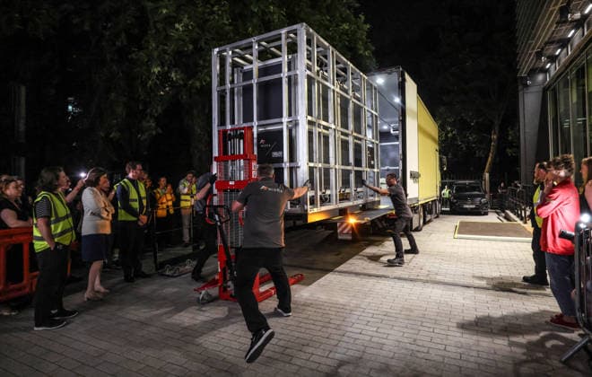 The Bayeux tapestry in UK The Bayeux tapestry enclosed in an especially designed protective case and frame is unloaded from a lorry at the British museum after its journey from the city of Bayeux in Normandy. This is the first time the ancient tapestry has travelled abroad and will be displayed at the British museum in September Photograph by Richard Pohle  Copyright: xRichardxPohlex NINTCHDBPICT001094351181
