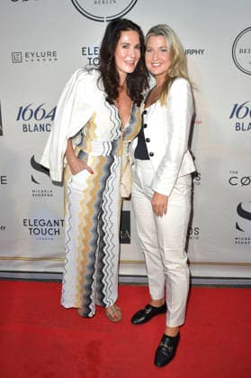 Mariella Ahrens mit Gast bei der Sommerparty La Grande Bellezza im Restaurant Casa Bellucci. Berlin, 09.07.2026 *** Mariella Ahrens with a guest at the La Grande Bellezza summer party at Casa Bellucci restaurant in Berlin, July 9, 2026 Foto:xM.xBehrensx xFuturexImagex bellucci_6771