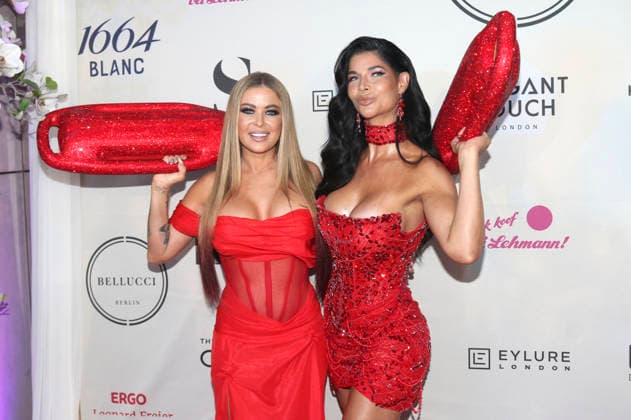 Carmen Electra und Micaela Schäfer bei der Sommerparty La Grande Bellezza im Restaurant Casa Bellucci. Berlin, 09.07.2026 *** Carmen Electra and Micaela Schäfer at the La Grande Bellezza summer party at Casa Bellucci restaurant in Berlin, July 9, 2026 Foto:xAgenturxWehnertx xGränzdörferx xFuturexImagex bellucci_6812