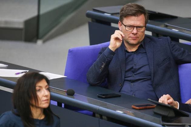 Berlin, Deutschland, 10.07.2026: Deutscher Bundestag: 90. Bundestagssitzung: Katherina Reiche und Carsten Schneider *** Berlin, Germany, July 10, 2026 German Bundestag 90th Session of the Bundestag Katherina Reiche and Carsten Schneider Copyright: xdtsxNachrichtenagenturx dts_126953