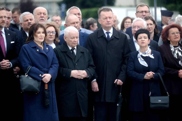 RECORD DATE NOT STATED Warszawa Plac Pilsudskiego 10.07.2026 195. miesiecznica katastrofy smolenskiej - Warsaw - Smolensk plane crash 195th monthy anniversary N Z Jaroslaw Kaczynski FOT. TEDI NEWSPIX.PL NEWSPIX.PL --- newspix.pl 