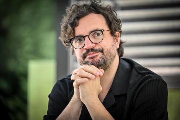 Erste Begegnung mit dem neuen Intendanten des Essener Aalto-Theaters. Julien Chavaz wird ab der Spielzeit 2028 29 Intendant am Essener Aalto-Theater. ** NUR FÜR REDAKTIONELLE ZWECKE ** EDITORIAL USE ONLY **<p>Julien Chavaz im Interview am Freitag, dem 10 07 2026. Erste Begegnung mit dem neuen Intendanten des Essener Aalto-Theaters. Julien Chavaz wird ab der Spielzeit 2028 29 Intendant am Essener Aalto-Theater. Deutschland NRW Essen Copyright: KerstinxKokoska *** First Meeting with the New Artistic Director of the Aalto Theater in Essen: Julien Chavaz Will Become Artistic Director of the Aalto Theater in Essen Starting in the 2028–29 Season ** FOR EDITORIAL PURPOSES ONLY ** EDITORIAL USE ONLY ** p Interview with Julien Chavaz on Frida Copyright: KerstinxKokoska doc86nl5tzfe0yi237pru2 ,EDITORIAL USE ONLY