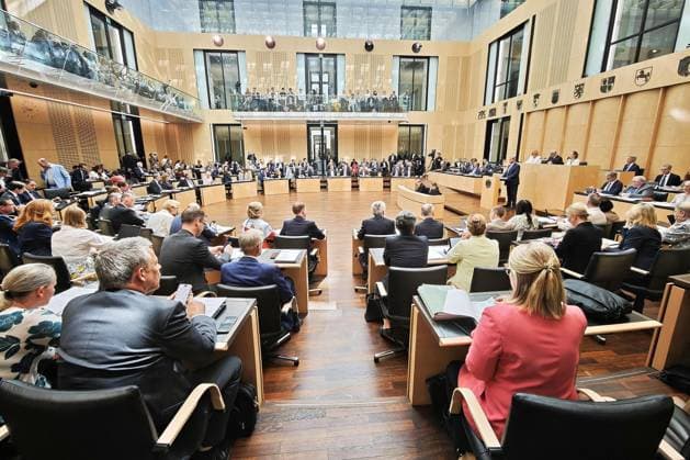 Berlin, Deutschland, 10.07.2026: Bundesrat: 1067. Sitzung des Bundesrates: Blick ins Plenum, am Rednerpult steht Markus Söder *** Berlin, Germany, July 10, 2026 Bundesrat 1067th Session of the Bundesrat View of the plenary chamber; Markus Söder is at the lectern Copyright: xdtsxNachrichtenagenturx dts_126981