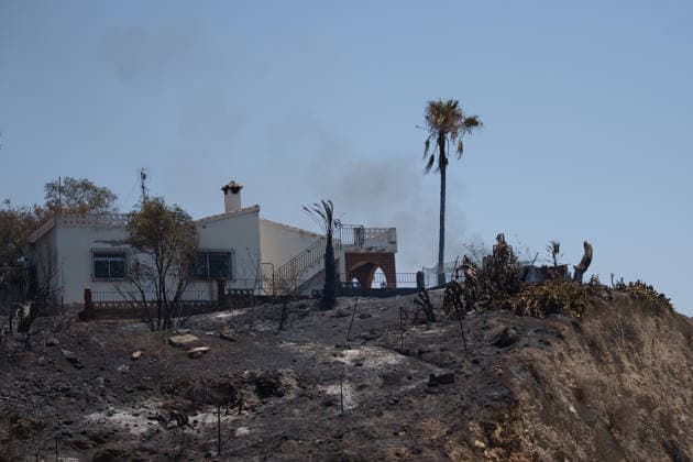 Fire in Los Gallardos, Almería: Home Affected by the Wildfire in Los Gallardos, Almería, on July 10, 2026, in Los Gallardos, Almería, Andalusia, Spain. The wildfire that broke out this Thursday, July 9, in the Almería town of Los Gallardos has left eleven dead and eight injured, four of them seriously, according to the latest update, which notes that efforts are ongoing to determine whether there may be more victims, as 19 people are currently missing. In addition, some 200 personnel from the Military Emergency Unit (UME) have been deployed around the wildfire, which is showing an unfavorable trend. JULY 10, 2026 Francisco J Los Gallardos, Almería, Andalusia Los Gallardos, Almería, Andalusia Spain  Copyright: xFranciscoxJ.xOlmox 7657355