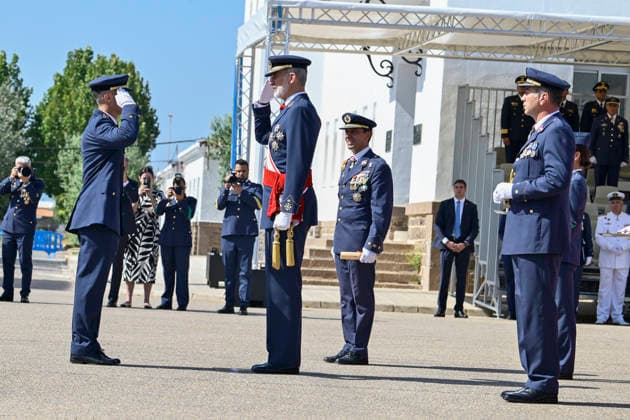 Ceremony for the Awarding of Royal Commissions at the General Academy of Air and Space: King Felipe VI during the ceremony for the awarding of Royal Commissions at the General Academy of Air and Space (AGA), on July 10, 2026, in Santiago de la Ribera, Murcia, Spain. At this ceremony, which marks the end of the academic year, the monarchs and officials presented lieutenant commissions to 111 cadets graduating from the academy. July 10, 2026 Kiko Asunción Santiago de la Ribera, Murcia Santiago de la Ribera, Murcia, Spain  Copyright: xKikoxAsuncionx 7657460