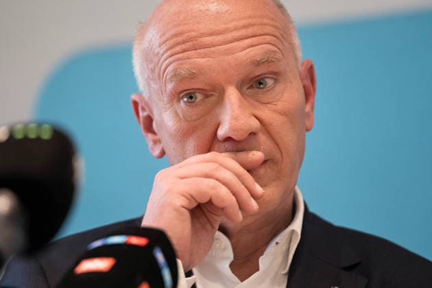 News Bilder des Tages Berlin,10.07.2026,Berlins Regierender Bürgermeister Kai Wegner (CDU) wird bei der Abgeordnetenhauswahl am 20. September 2026 nicht erneut als Spitzenkandidat der CDU antreten. Das gab er am Freitagnachmittag auf einer kurzfristig anberaumten Pressekonferenz bekannt. Mit diesem Schritt reagiert Wegner auf den wachsenden Druck und die zunehmenden Rücktrittsforderungen aus den eigenen Reihen. *** Berlin, July 10, 2026,Berlin’s Governing Mayor Kai Wegner (CDU) will not run again as the CDU’s top candidate in the House of Representatives election on September 20, 2026. He announced this on Friday afternoon at a press conference called on short notice. With this move, Wegner is responding to growing pressure and the increasing calls for his re