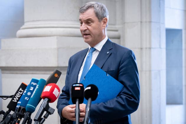 Sitzung, Bundesrat, Berlin, Ministerpräsident, Markus Söder Sitzung, Bundesrat, Berlin, Ministerpräsident, Markus Söder Berlin Berlin GER *** Meeting, Bundesrat, Berlin, Minister-President, Markus Söder Meeting, Bundesrat, Berlin, Minister-President, Markus Söder Berlin Berlin GER