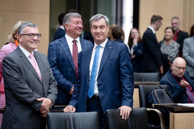 Sitzung, Bundesrat, Berlin Sitzung, Bundesrat, Berlin, Ministerpräsident, Markus Söder, Staatsminister, Florian Herrmann Berlin Berlin GER *** Meeting, Bundesrat, Berlin Meeting, Bundesrat, Berlin, Minister-President, Markus Söder, Minister of State, Florian Herrmann Berlin Berlin GER