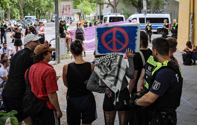 July 10, 2026, Berlin, Berlin, Germany: BERLIN, GERMANY - JULY 10, 2026: Pro-Palestinian and anti-war activists demonstrate outside a Rheinmetall facility in BerlinÃ¢â‚¬â ¢s Wedding district, protesting the German arms manufacturerÃ¢â‚¬â ¢s weapons production, arms exports and military support for Israel. Berlin Germany - ZUMAa268 20260710_zip_a268_002 Copyright: xAbdelrahmanxAlkahloutx