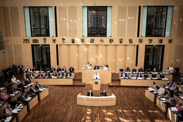 Sitzung des Bundesrates in Berlin Anke Rehlinger (Ministerpräsidentin des Saarlandes, SPD) während der Sitzung des Bundesrates am 10.07.2026 in Berlin. Berlin Bundesrat Berlin Deutschland *** Federal Council session in Berlin: Anke Rehlinger, Minister-President of the Saarland (SPD), during the Federal Council session on July 10, 2026, in Berlin; Berlin; Federal Council; Berlin; Germany