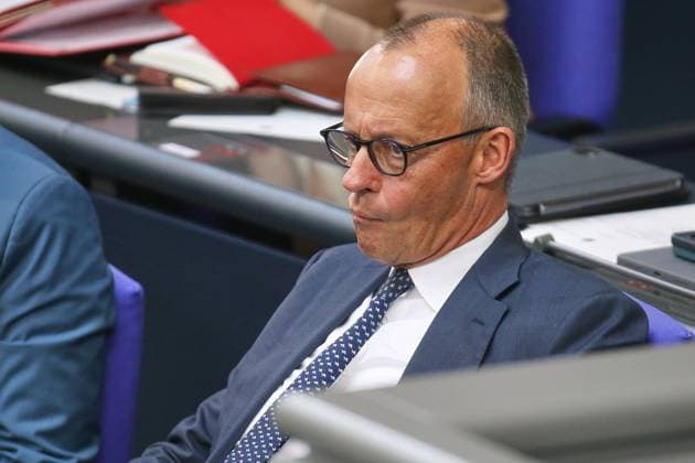 News Bilder des Tages Berlin, Deutschland, 10.07.2026: Deutscher Bundestag: 90. Bundestagssitzung: Bundeskanzler Friedrich Merz (CDU) *** Berlin, Germany, July 10, 2026 German Bundestag 90th Session of the Bundestag Chancellor Friedrich Merz, CDU Copyright: xdtsxNachrichtenagenturx dts_126964