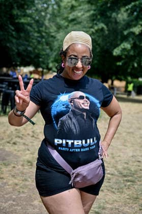Bald caps record attempt at BST Hyde Park Fans wearing Bald Head Caps attend Pitbull Headliner at BST Hyde Park London, 10th July 2026, Credit:Thepinkrosephotographyltd Laura Rose Avalon  Copyright: xThepinkrosephotographyltdx xLauraxRosex xAvalonx 1115763000