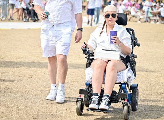 Bald caps record attempt at BST Hyde Park Fans wearing Bald Head Caps attend Pitbull Headliner at BST Hyde Park London, 10th July 2026, Credit:Thepinkrosephotographyltd Laura Rose Avalon  Copyright: xThepinkrosephotographyltdx xLauraxRosex xAvalonx 1115763055