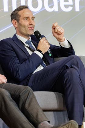 10.07.2026. Neuss. Jochen Kopelke, Bundesvorsitzender der Gewerkschaft der Polizei (GDP) bei der sechsten Auflage einer Podiumsdiskussion der Fachtagung des Gemeinsamen Terrorismusabwehrzentrums Nordrhein-Westfalen (GTAZ NRW). Neuss LAFP Bildungszentrum Nordrhein-Westfalen Deutschland *** July 10, 2026, Neuss: Jochen Kopelke, Federal Chairman of the Police Union (GDP), at the sixth edition of a panel discussion held as part of the symposium organized by the Joint Counterterrorism Center of North Rhine-Westphalia (GTAZ NRW) in Neuss, at the LAFP Training Center of North Rhine-Westphalia, Germany