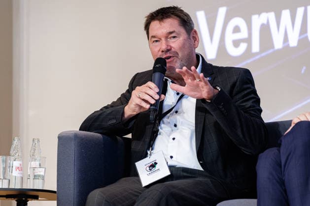 10.07.2026. Neuss. Ingo Wünsch, Direktor des Landeskriminalamtes Nordrhein-Westfalen bei der sechsten Auflage einer Podiumsdiskussion der Fachtagung des Gemeinsamen Terrorismusabwehrzentrums Nordrhein-Westfalen (GTAZ NRW). Neuss LAFP Bildungszentrum Nordrhein-Westfalen Deutschland *** July 10, 2026, Neuss: Ingo Wünsch, Director of the North Rhine-Westphalia State Criminal Police Office, at the sixth edition of a panel discussion held as part of the symposium organized by the North Rhine-Westphalia Joint Counterterrorism Center (GTAZ NRW) in Neuss, at the LAFP Training Center of North Rhine-Westphalia, Germany
