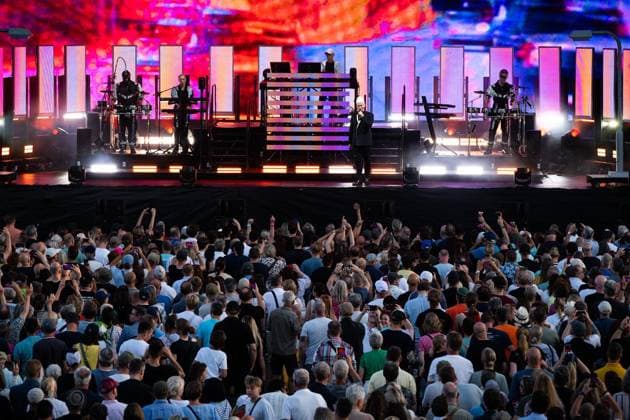Konzert Pet Shop Boys ** NUR FÜR REDAKTIONELLE ZWECKE ** EDITORIAL USE ONLY **<p>Die Pet Shop Boys spielen im SparkassenPark, am 10.07.2026 in Mönchengladbach. Deutschland NRW Mönchengladbach Copyright: SocratesxTassos *** Pet Shop Boys Concert ** FOR EDITORIAL USE ONLY ** EDITORIAL USE ONLY ** p The Pet Shop Boys will perform at SparkassenPark on July 10, 2026, in Mönchengladbach, Germany (North Rhine-Westphalia). Copyright SocratesxTassos Copyright: SocratesxTassos doc86nsn136e6g17232ue0t ,EDITORIAL USE ONLY