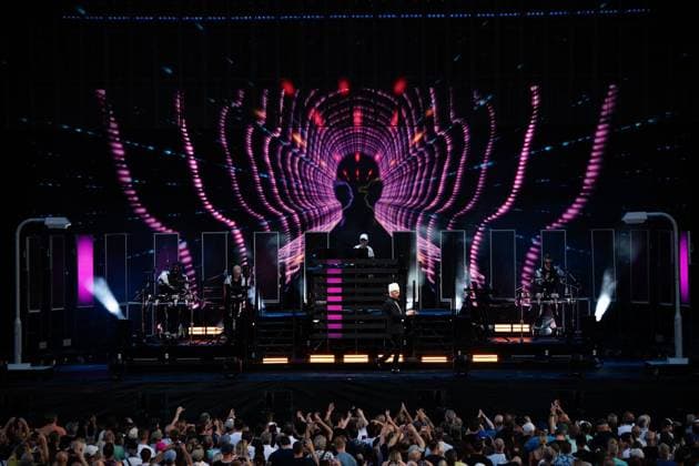 Konzert Pet Shop Boys ** NUR FÜR REDAKTIONELLE ZWECKE ** EDITORIAL USE ONLY **<p>Die Pet Shop Boys spielen im SparkassenPark, am 10.07.2026 in Mönchengladbach. Deutschland NRW Mönchengladbach Copyright: SocratesxTassos *** Pet Shop Boys Concert ** FOR EDITORIAL USE ONLY ** EDITORIAL USE ONLY ** p The Pet Shop Boys will perform at SparkassenPark on July 10, 2026, in Mönchengladbach, Germany (North Rhine-Westphalia). Copyright SocratesxTassos Copyright: SocratesxTassos doc86nsn0it88o11qvde2hc ,EDITORIAL USE ONLY