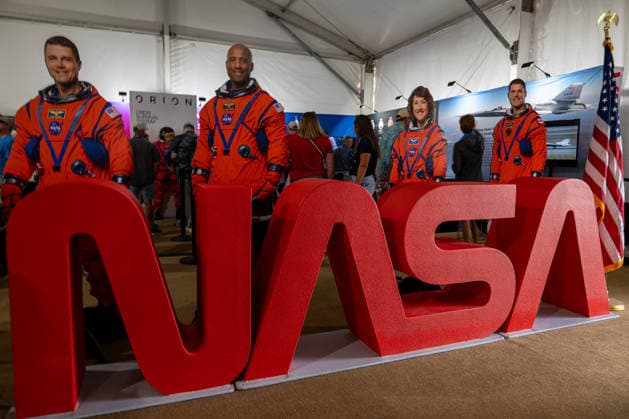 July 10, 2026, Washington, District Of Columbia, United States: A NASA exhibit is displayed during the final day of the Great American State Fair on the National Mall in Washington, D.C., highlighting the agency s contributions to space exploration and innovation. Washington United States  - ZUMAk206 20260710_znp_k206_005 Copyright: xMattxKaminskyx