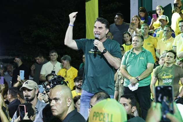 RECORD DATE NOT STATED Senator and presidential pre-candidate Flavio Bolsonaro visits Fortaleza. Fortaleza (CE), 10 07 2026 - Politics Elections Flavio Bolsonaro - Senator and pre-candidate for the presidency of the republic, Flavio Bolsonaro (PL), visits the city of Fortaleza this Friday, July 10, 2026, to fulfill a political agenda focused on electoral strategies and public security.(Foto: Lc Moreira Thenews2 imago images) Senator and presidential pre-candidate Flavio Bolsonaro visits Fortaleza.  Copyright: xLCxMoreirax