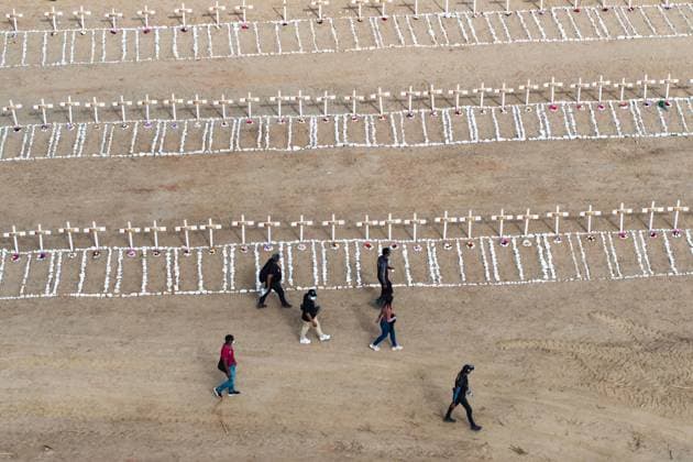 Emergency cemetery opens in Venezuela after deadly earthquakes LA GUAIRA, VENEZUELA - JULY 10: An aerial view of the mass grave at the La Esperanza Cemetery located along the highway connecting Catia La Mar and Carayaca, as it was opened under emergency measures following the June 24 earthquakes to bury the bodies of hundreds of people whose relatives could not be reached, in La Guaira, Venezuela on July 10, 2026. Alongside identified victims, hundreds of unidentified bodies were also laid to rest at the cemetery. Cem Tekkesinoglu Anadolu La Guaira Venezuela. Editorial use only. Please get in touch for any other usage.  Copyright: x2026xAnadoluxCemxTekkesinoglux