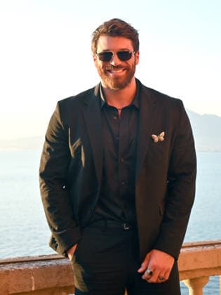 Can Yaman was a guest and awarded as Best International Social Actor at the 2026 Social Film Festival. Can Yaman at the Photocall of the 2026 Social Film Festival. Vico Equense Italy Copyright: xAntoninoxD’Espositox xSOPAxImagesx DSC_5921