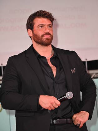 Can Yaman was a guest and awarded as Best International Social Actor at the 2026 Social Film Festival. Can Yaman seen on stage prior to receiving his Best International Social Actor award at the 2026 Social Film Festival. Vico Equense Italy Copyright: xAntoninoxD’Espositox xSOPAxImagesx DSC_6778