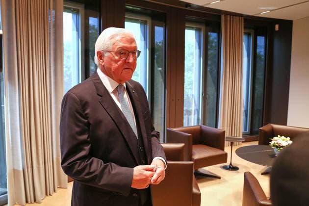 Berlin, Deutschland, 10.07.2026: Spreebogen: Bundespräsident Frank-Walter Steinmeier nimmt Amtsgeschäfte am Spreebogen auf: Erster Tag in seinem neuen Amtszimmer *** Berlin, Germany, July 10, 2026, Spreebogen: Federal President Frank Walter Steinmeier Begins Official Duties at the Spreebogen; First Day in His New Office Copyright: xdtsxNachrichtenagenturx dts_127019
