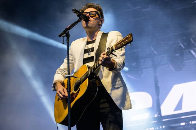 Callum Beattie at The Castle Concerts 2026 in Edinburgh, UK - 10 Jul 2026 Scottish singer-songwriter, Callum Beattie performs live on stage during The Castle Concerts 2026 at Edinburgh Castle. Edinburgh United Kingdom Copyright: xStuartxWestwoodx xSOPAxImagesx SWESTWOOD01